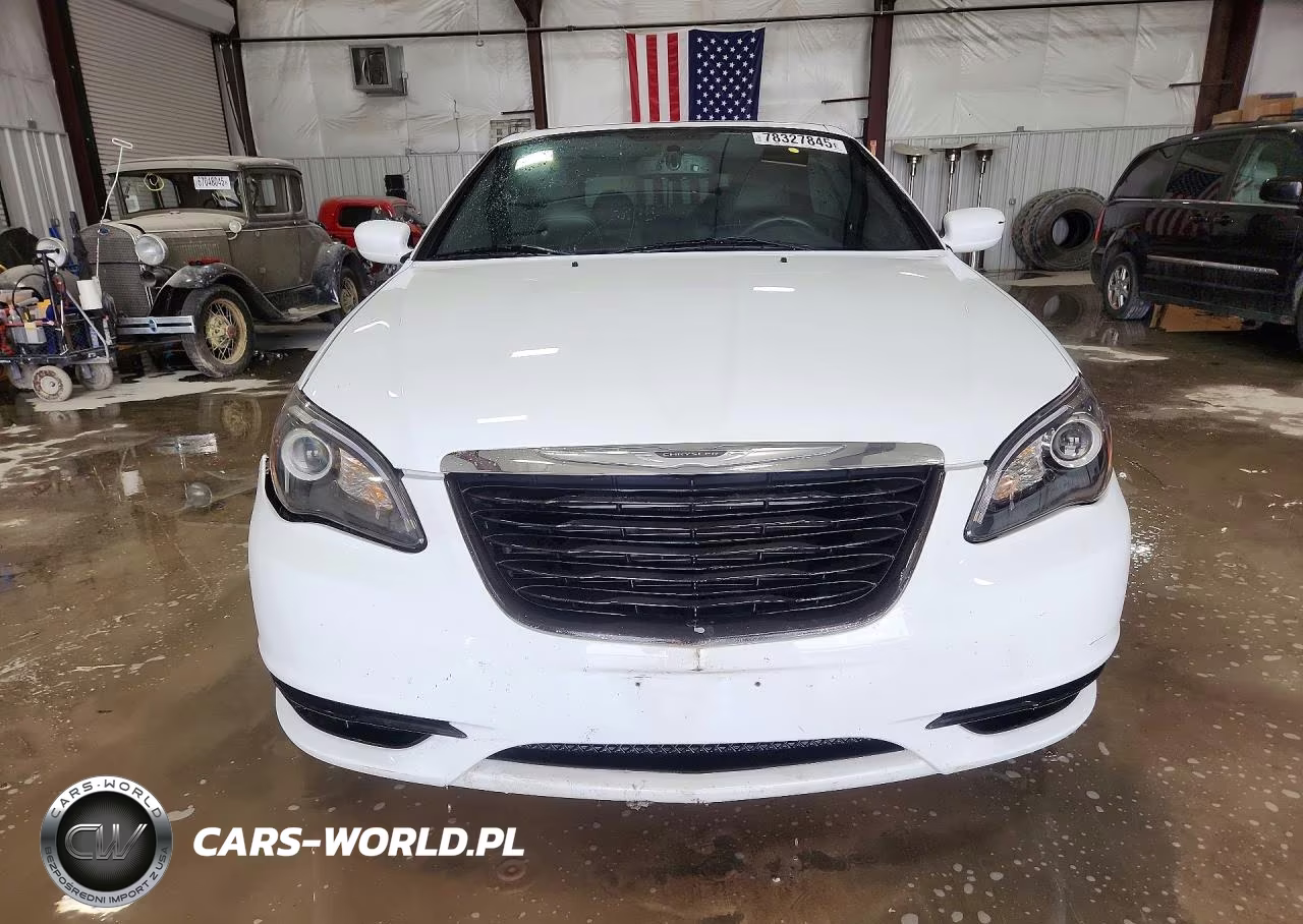 2013 Chrysler 200 S VIN:1C3BCBGG3DN543094 - 5