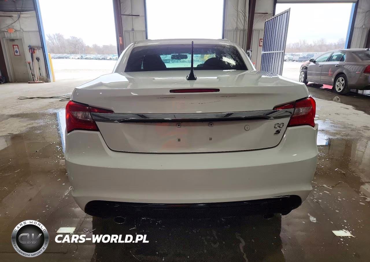 2013 Chrysler 200 S VIN:1C3BCBGG3DN543094 - 6