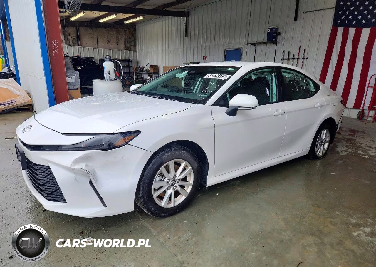 2025 Toyota Camry Le