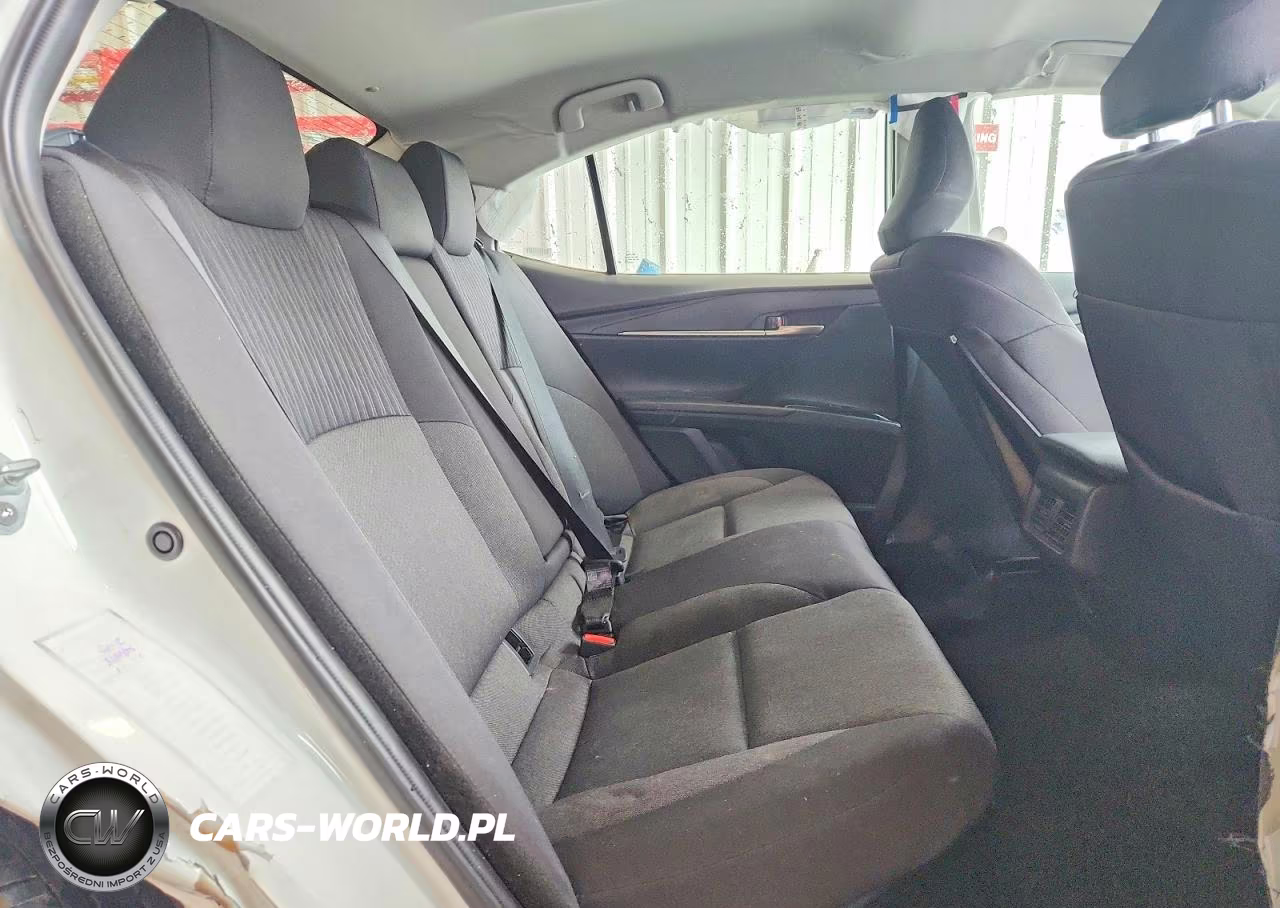 2025 Toyota Camry Le VIN:4T1DAACK0SU132510 - 10