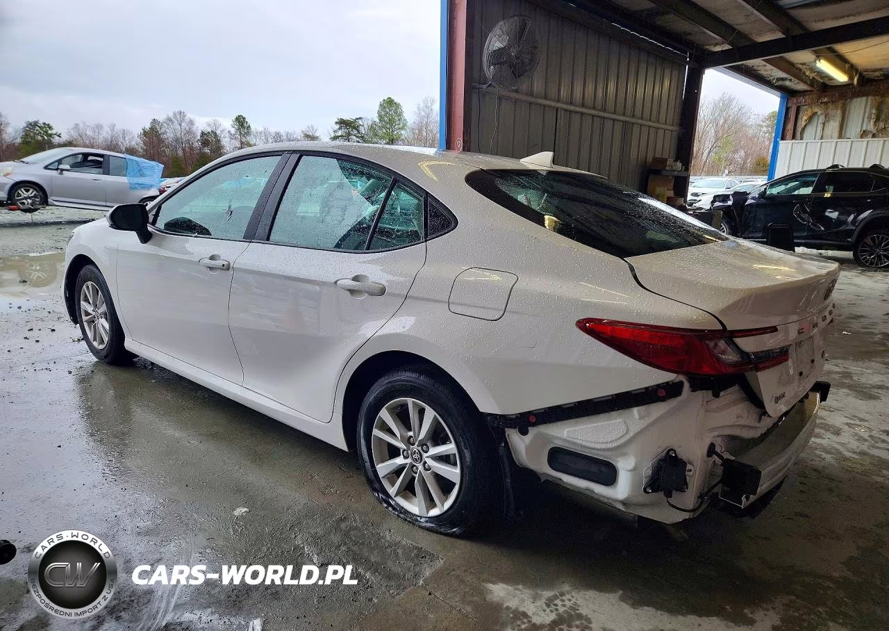 2025 Toyota Camry Le VIN:4T1DAACK0SU132510 - 2