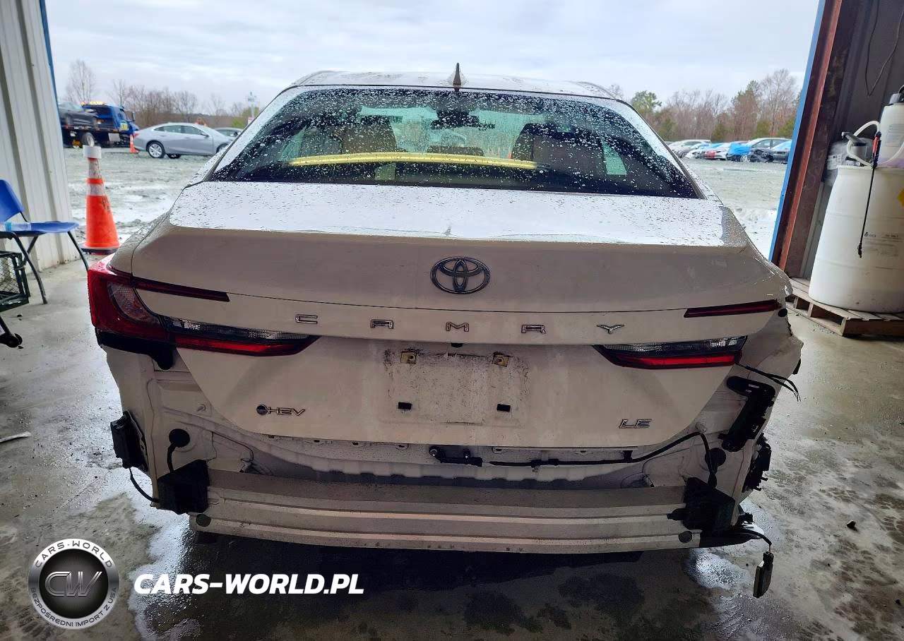 2025 Toyota Camry Le VIN:4T1DAACK0SU132510 - 6
