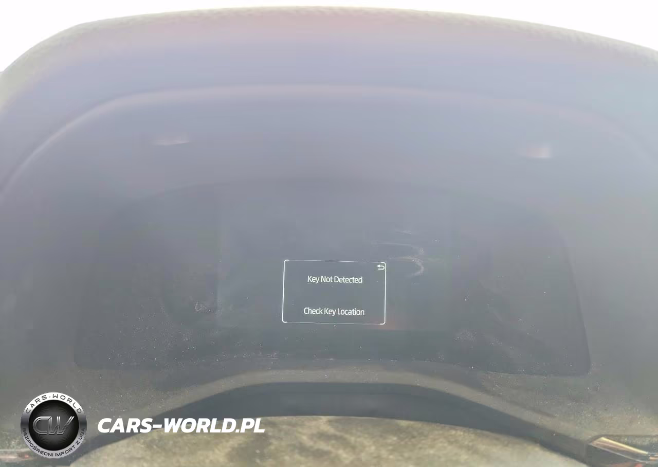 2025 Toyota Camry Le VIN:4T1DAACK0SU132510 - 9
