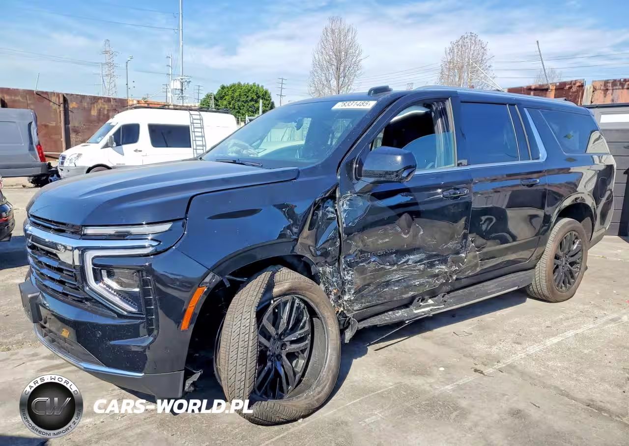 2025 Chevrolet Suburban C1500 Ls – zdjęcie 1 z 12