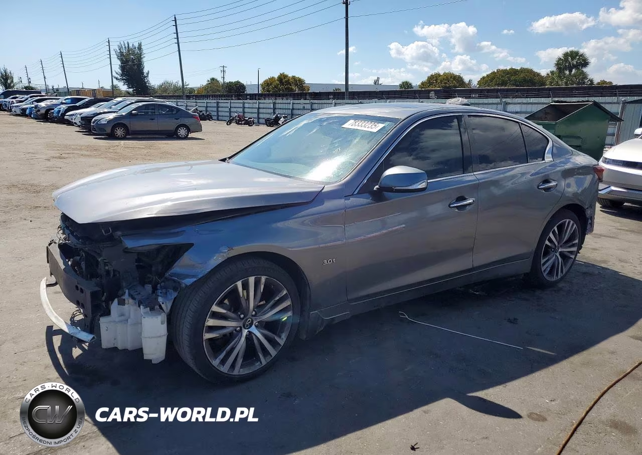 2018 Infiniti Q50 Luxe