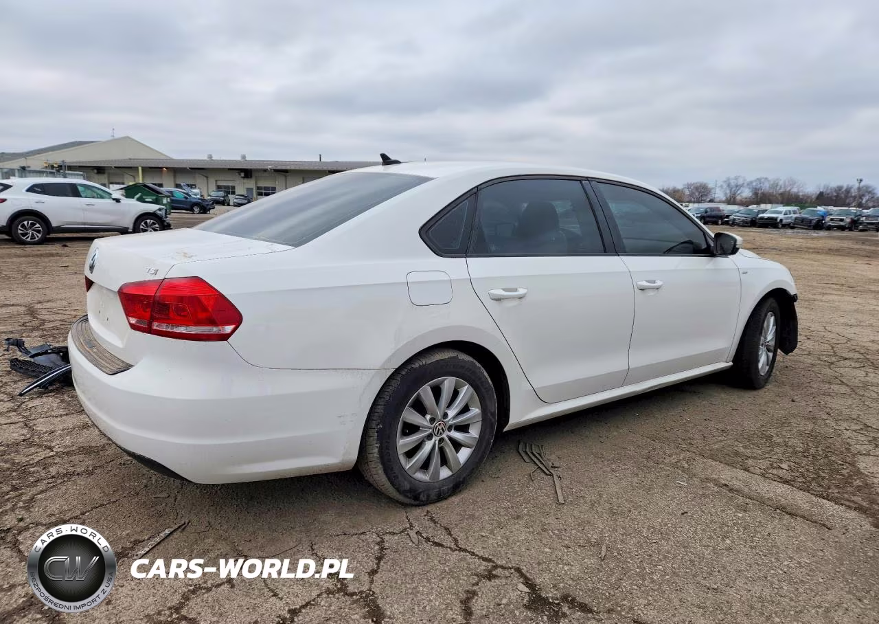2015 Volkswagen Passat S VIN:1VWAT7A33FC080279 - 3