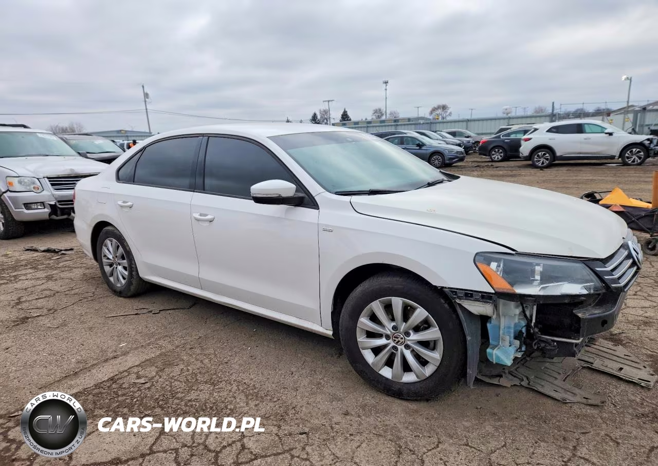 2015 Volkswagen Passat S VIN:1VWAT7A33FC080279 - 4