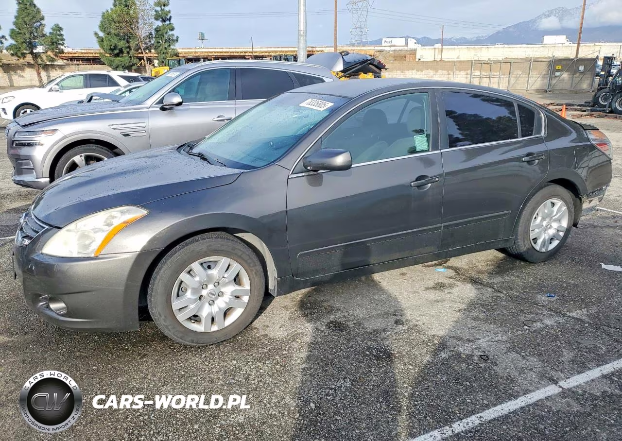 2012 Nissan Altima Base – zdjęcie 1 z 12