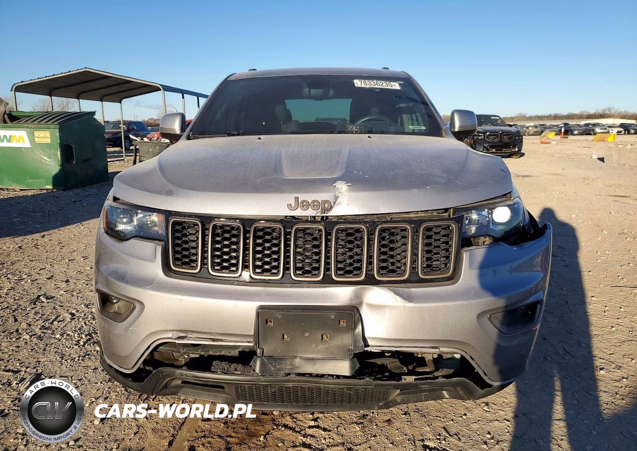 2016 Jeep Grand Cherokee Laredo VIN:1C4RJFAG6GC492206 - 5