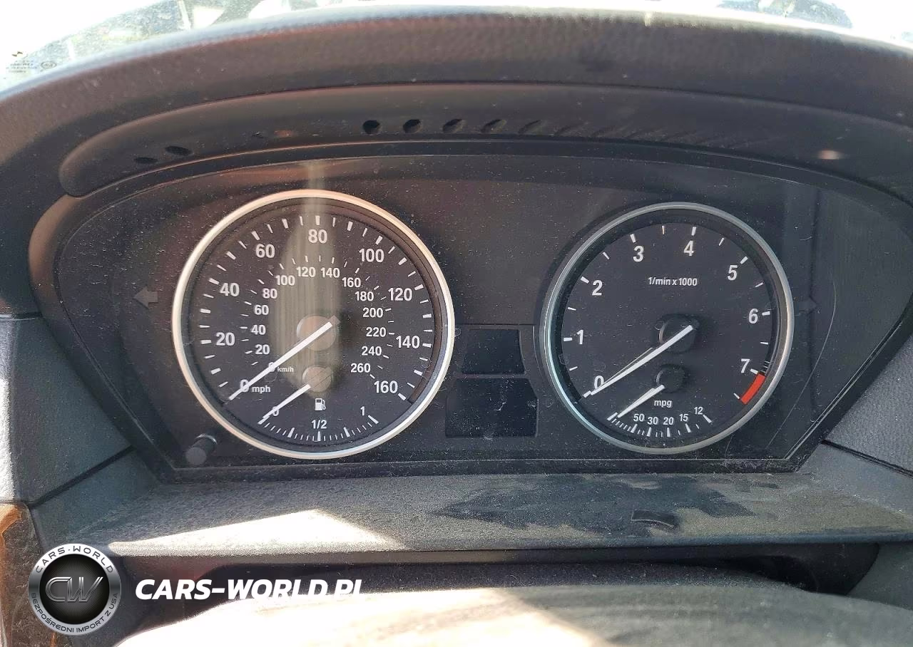 2009 BMW 528 I VIN:WBANU53539C118888 - 9