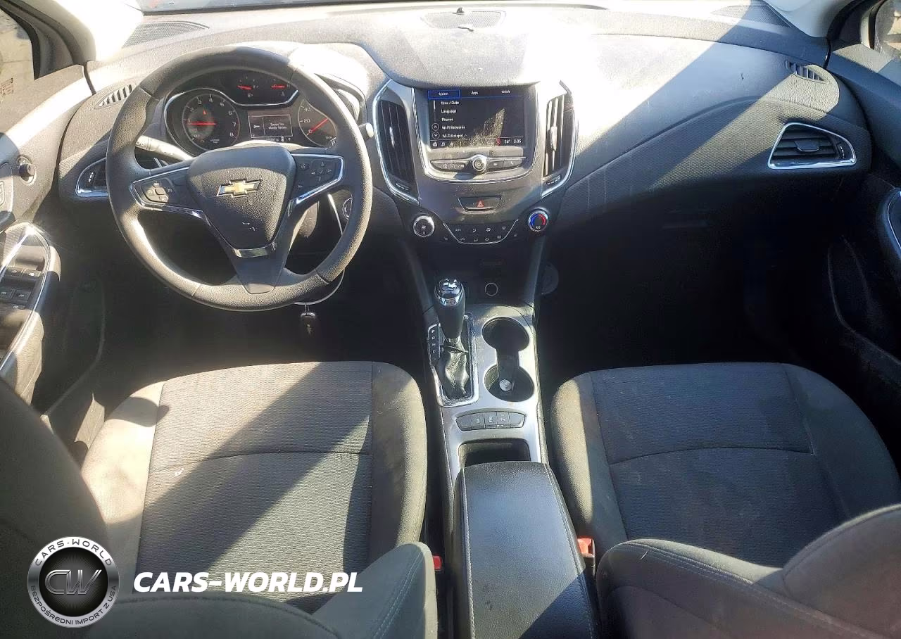 2019 Chevrolet Cruze Lt VIN:1G1BE5SM3K7101253 - 8