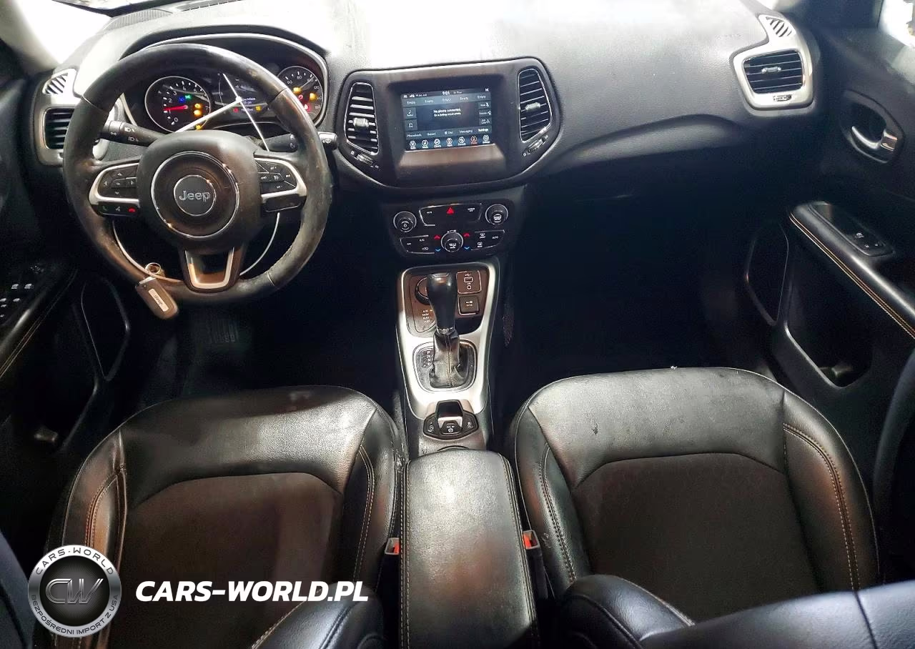 2019 Jeep Compass Latitude VIN:3C4NJDBB5KT734888 - 8