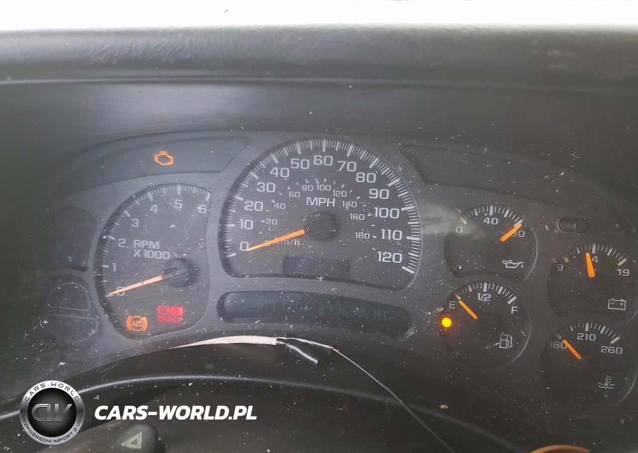 2005 Chevrolet Tahoe K1500 VIN:1GNEK13T75R111361 - 9
