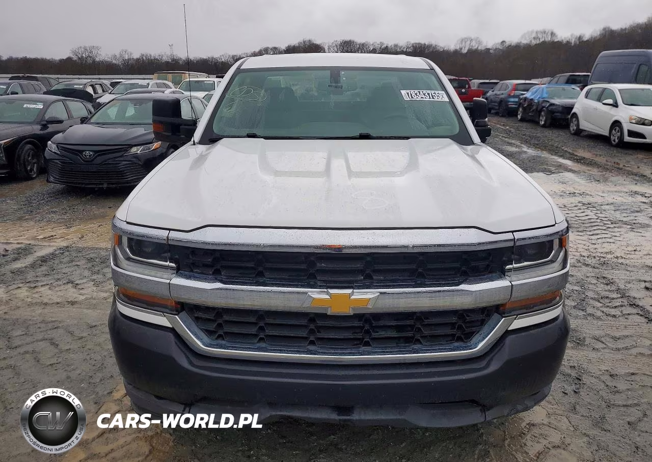 2018 Chevrolet Silverado C1500 VIN:1GCRCNEH2JZ346509 - 5