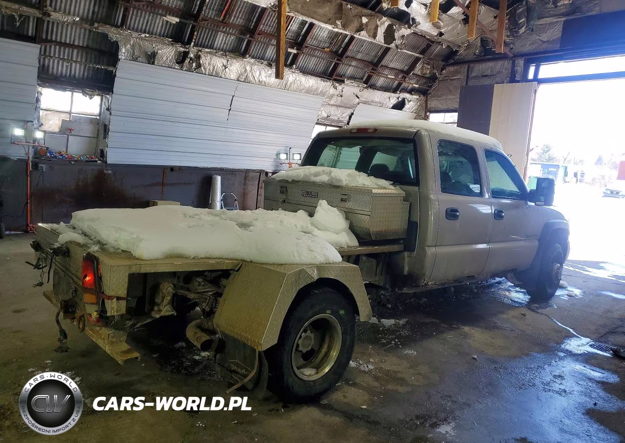 2004 GMC New Sierra K3500 VIN:1GDJK33G24F250007 - 3