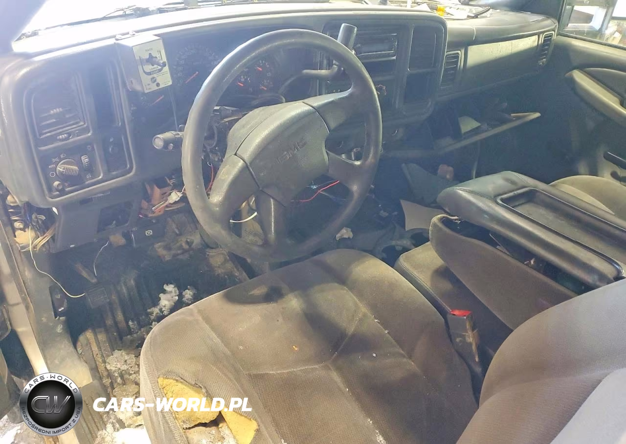 2004 GMC New Sierra K3500 VIN:1GDJK33G24F250007 - 8