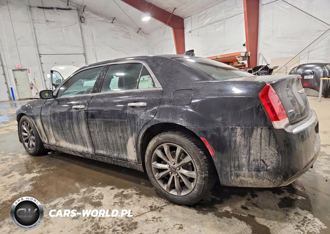 2015 Chrysler 300C Platinum VIN:2C3CCASG7FH803403 - 2