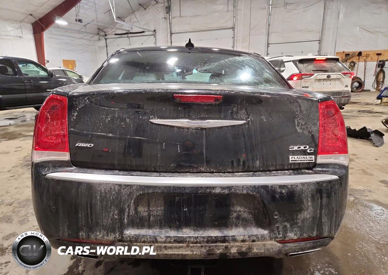 2015 Chrysler 300C Platinum VIN:2C3CCASG7FH803403 - 6