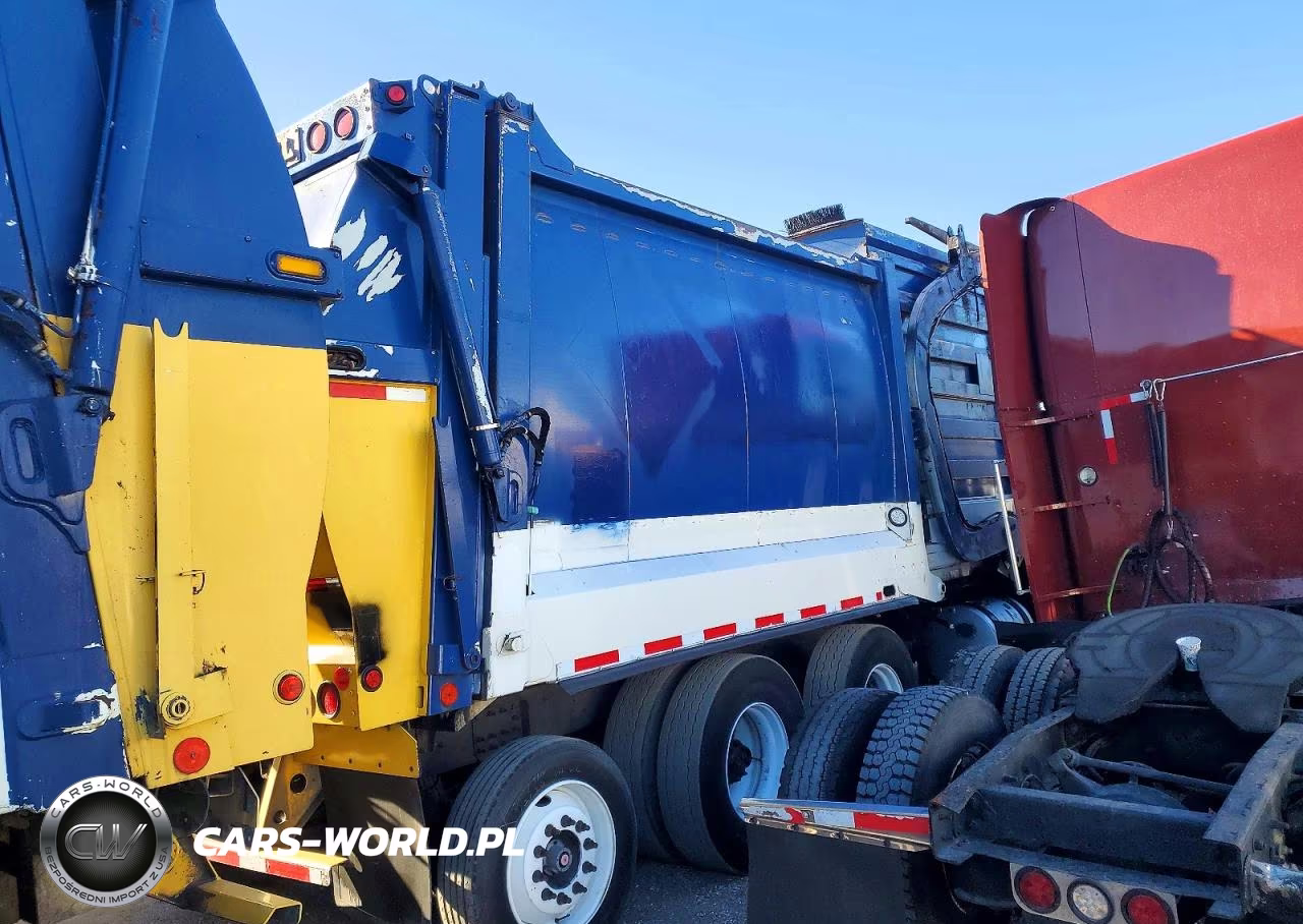 2016 Autocar Xpeditor Refuse Truck VIN:5VCACSVF6GH220097 - 4