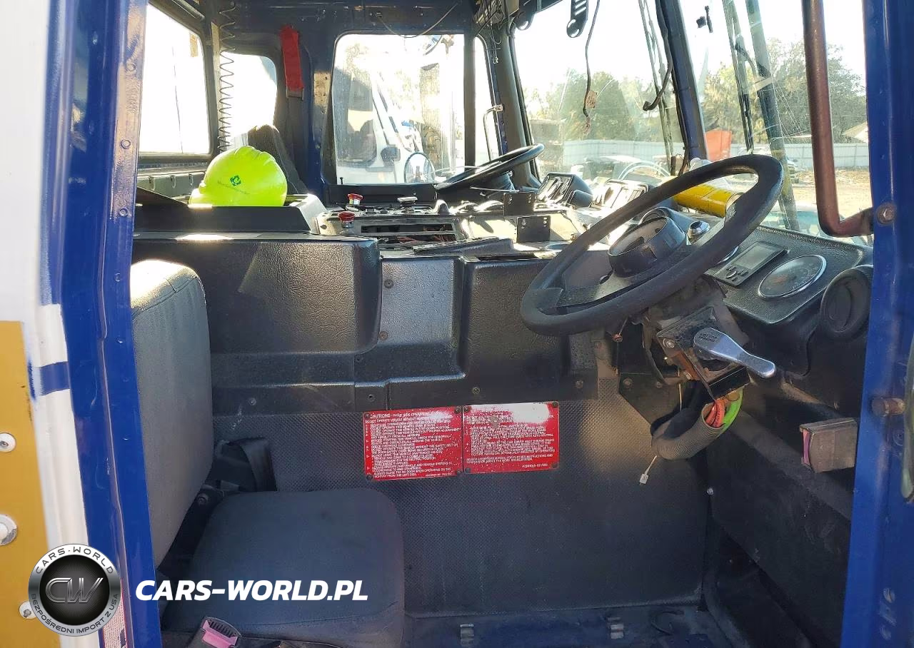 2016 Autocar Xpeditor Refuse Truck VIN:5VCACSVF6GH220097 - 6