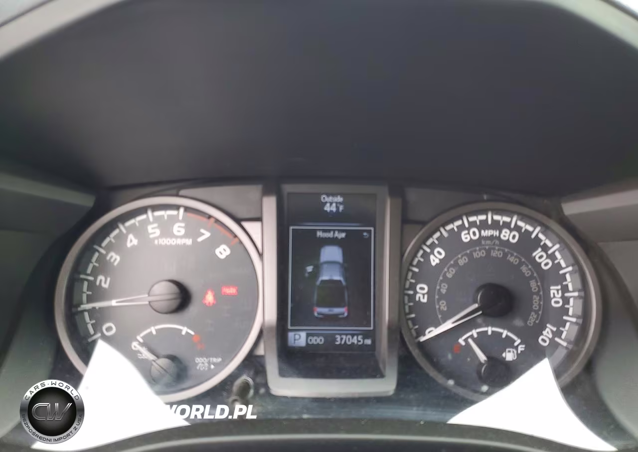 2016 Toyota Tacoma Trd Off-Road VIN:3TMDZ5BN5GM011550 - 9