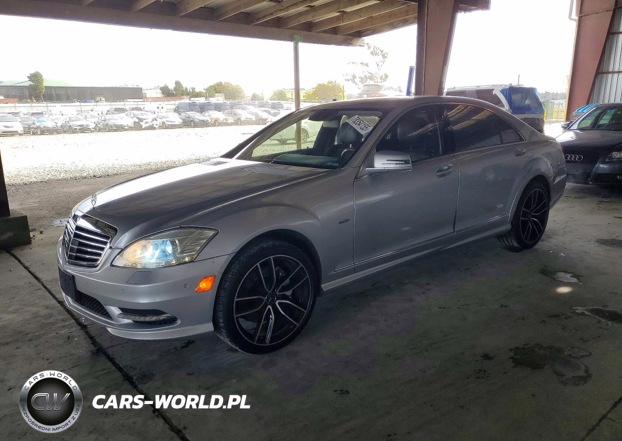2012 Mercedes-Benz S 550