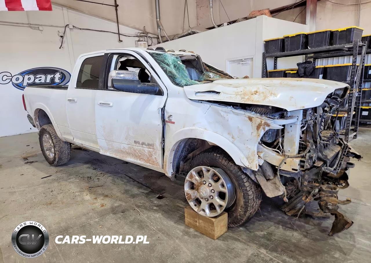2022 Ram 2500 Laramie VIN:3C6UR5FL1NG382863 - 4