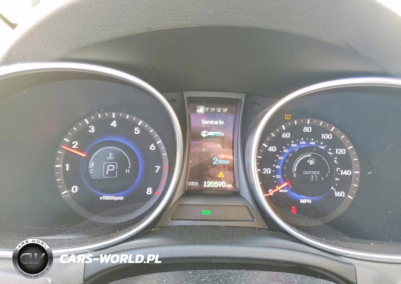 2016 Hyundai Santa Fe Sport 2.4L VIN:5XYZU3LBXGG370581 - 9