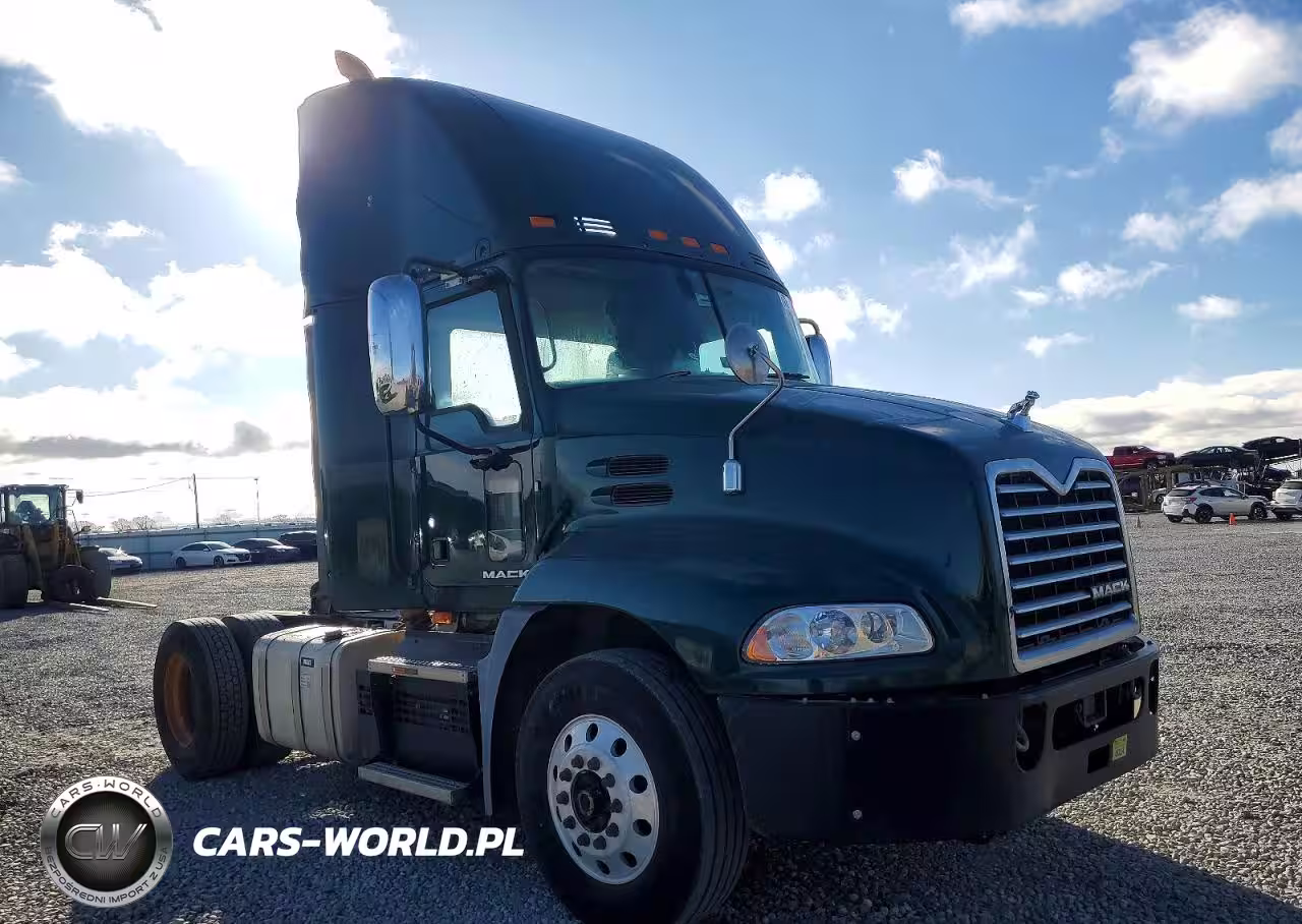 2018 Mack Cxu612 Semi Truck