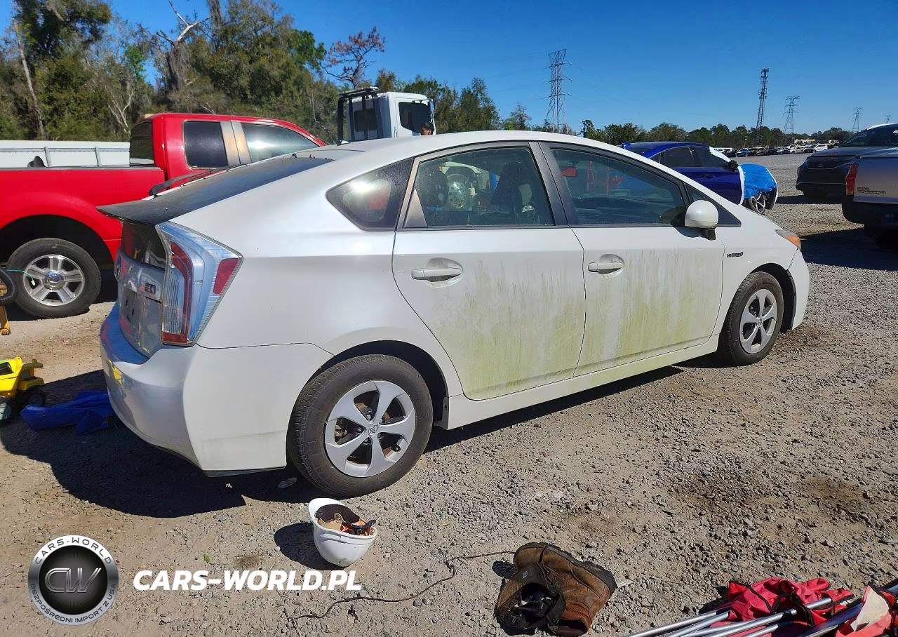 2015 Toyota Prius VIN:JTDKN3DUXF0419197 - 3