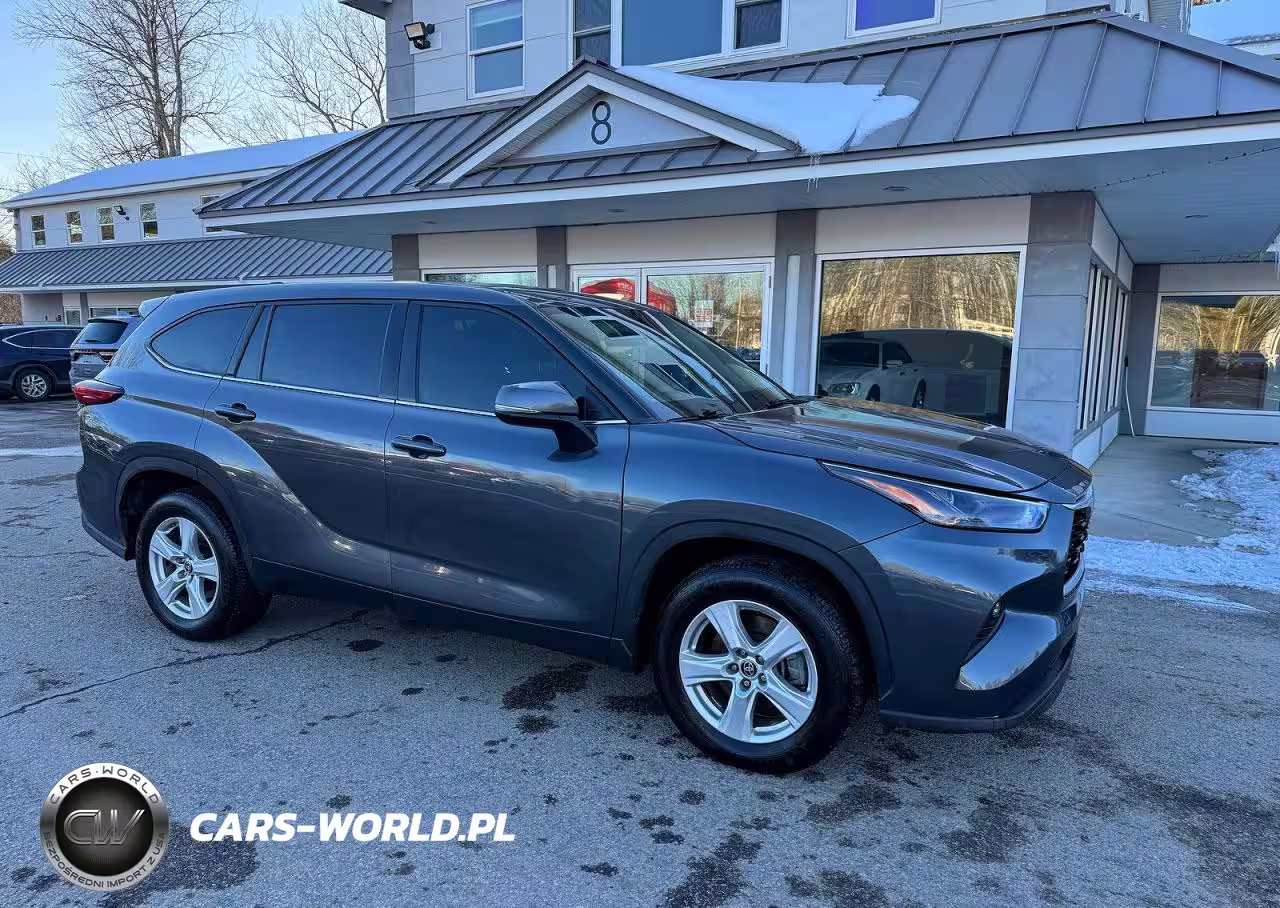 2022 Toyota Highlander L