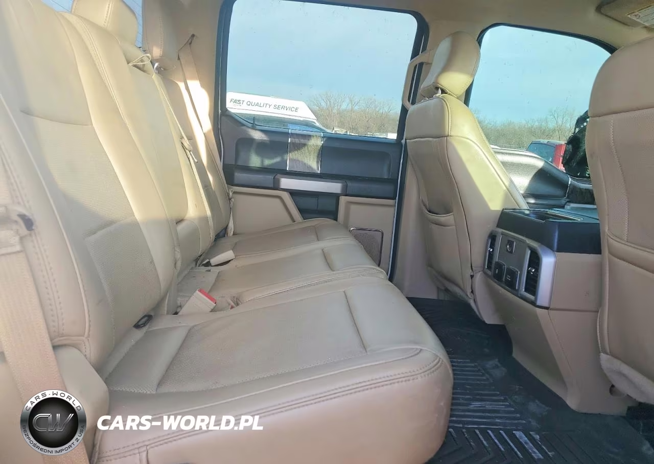 2019 Ford F250 Super Duty VIN:1FT7W2B60KEE11379 - 10