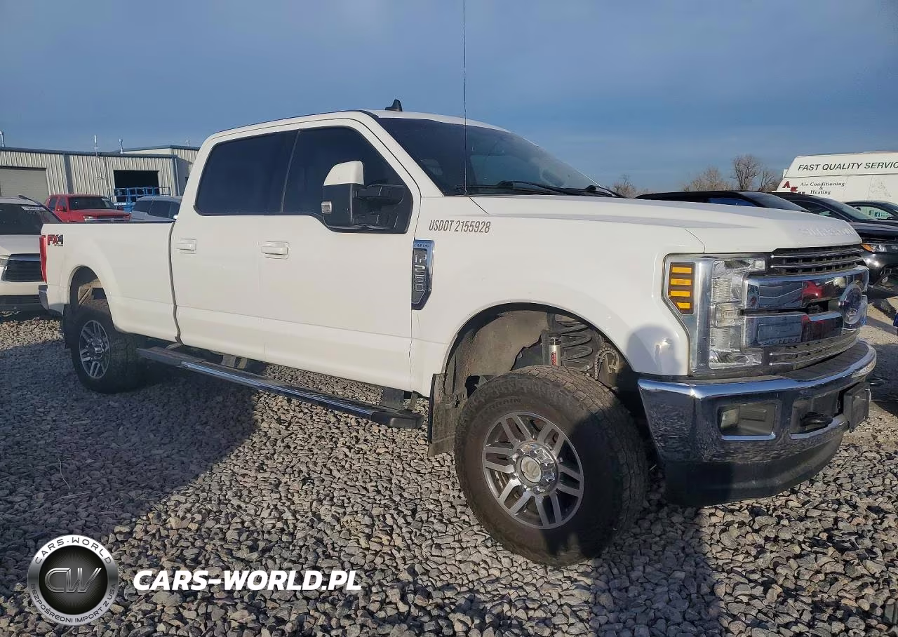 2019 Ford F250 Super Duty VIN:1FT7W2B60KEE11379 - 4