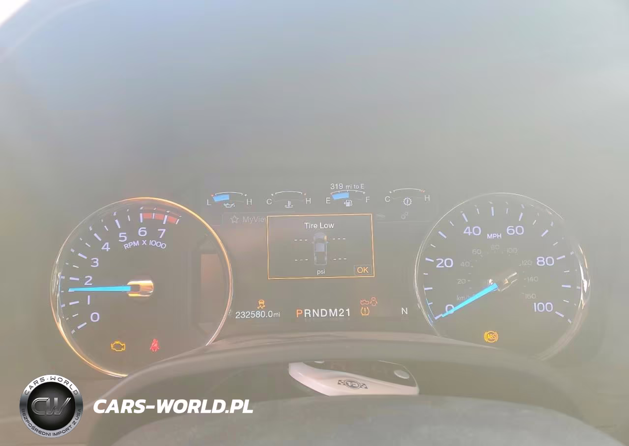 2019 Ford F250 Super Duty VIN:1FT7W2B60KEE11379 - 9