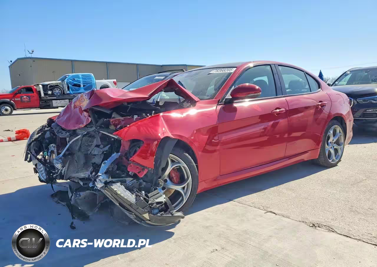 Główne zdjęcie 2018 Alfa Romeo Giulia Ti Q4
