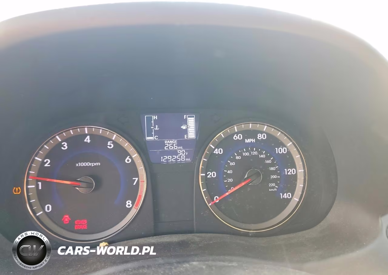 2015 Hyundai Accent Gs VIN:KMHCT5AE0FU205214 - 9