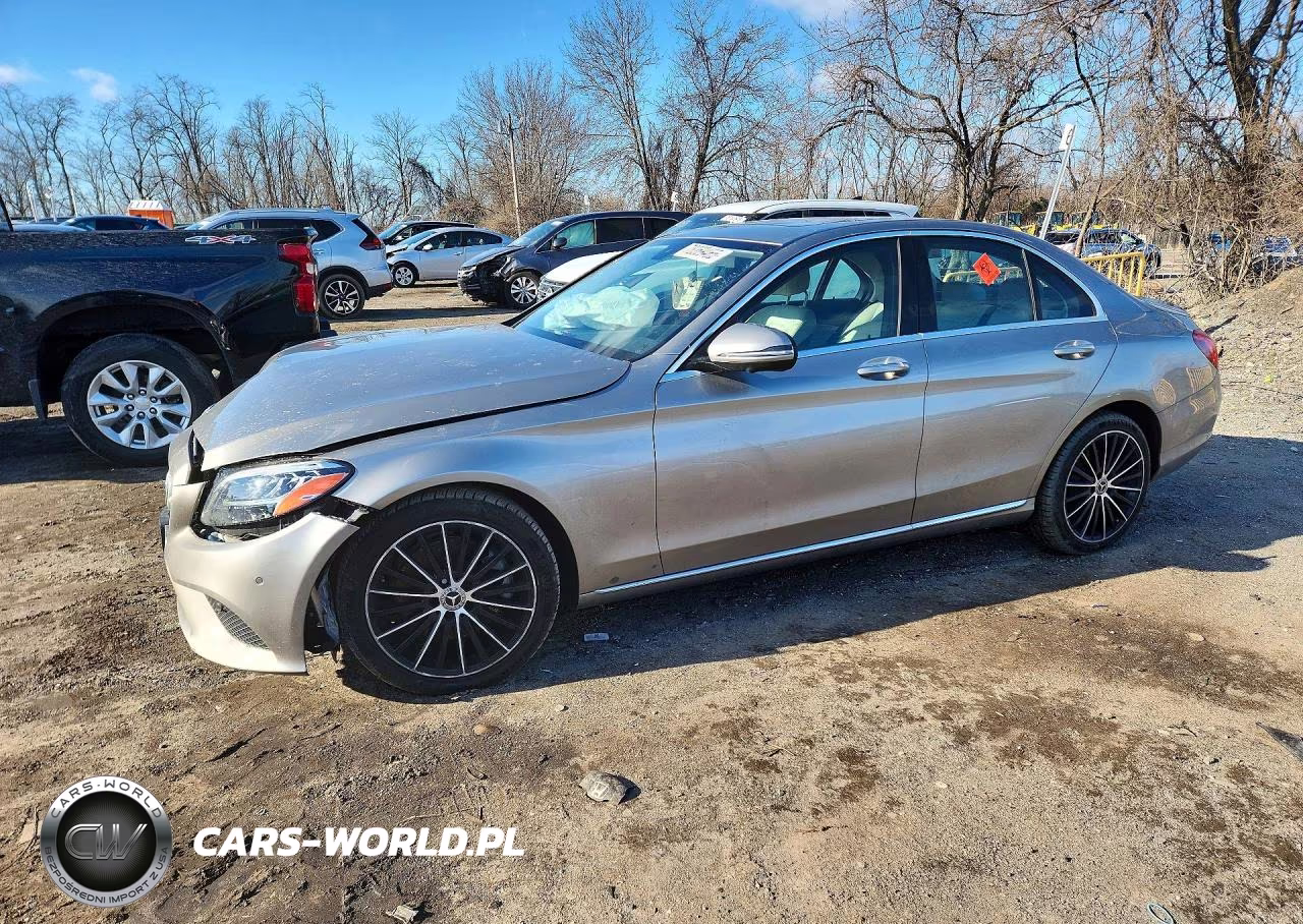 2020 Mercedes-Benz C 300