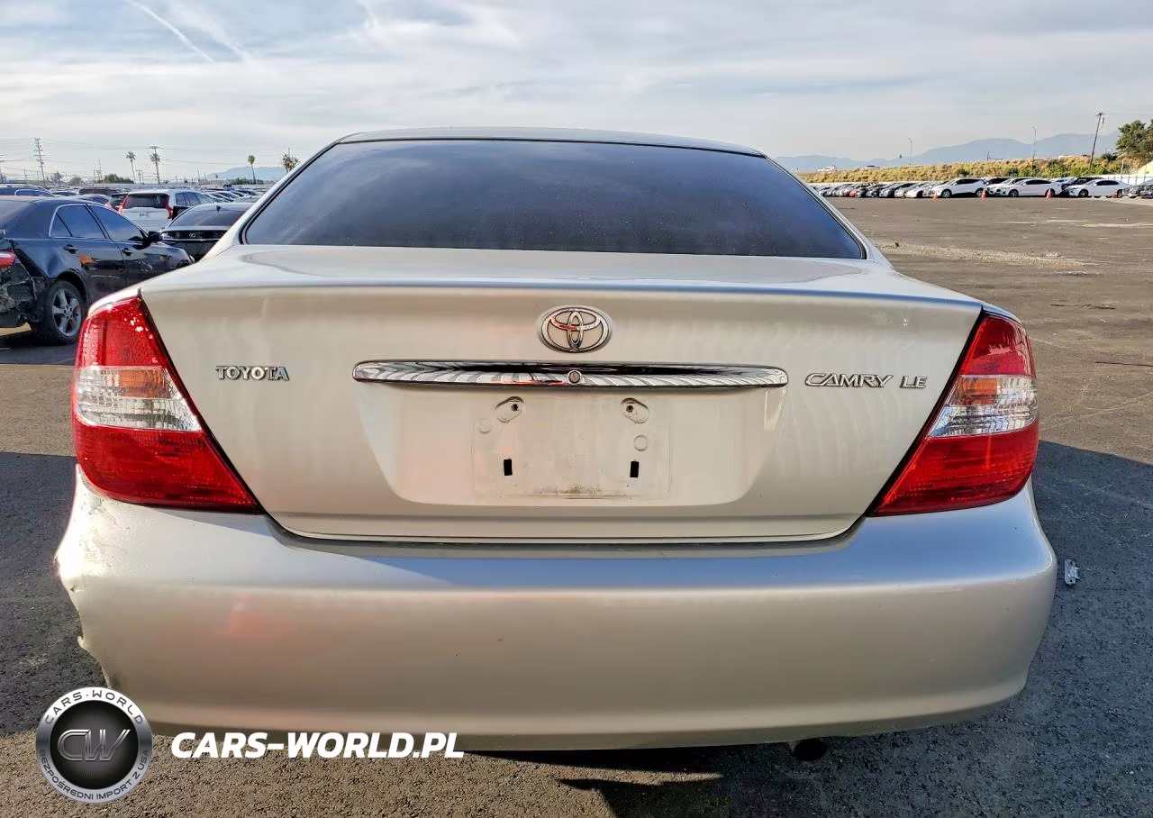 2002 Toyota Camry VIN:JTDBE32K920130808 - 6