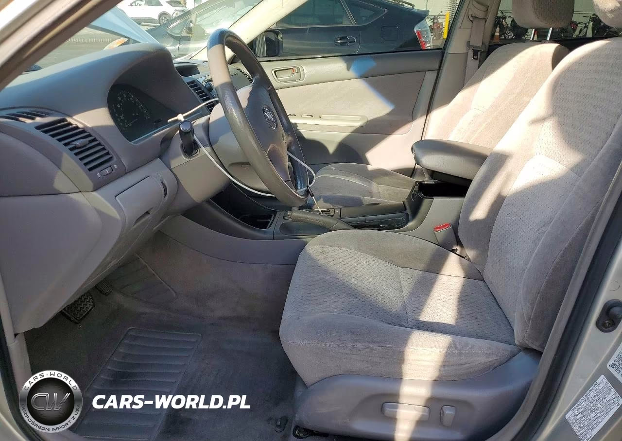 2002 Toyota Camry VIN:JTDBE32K920130808 - 7