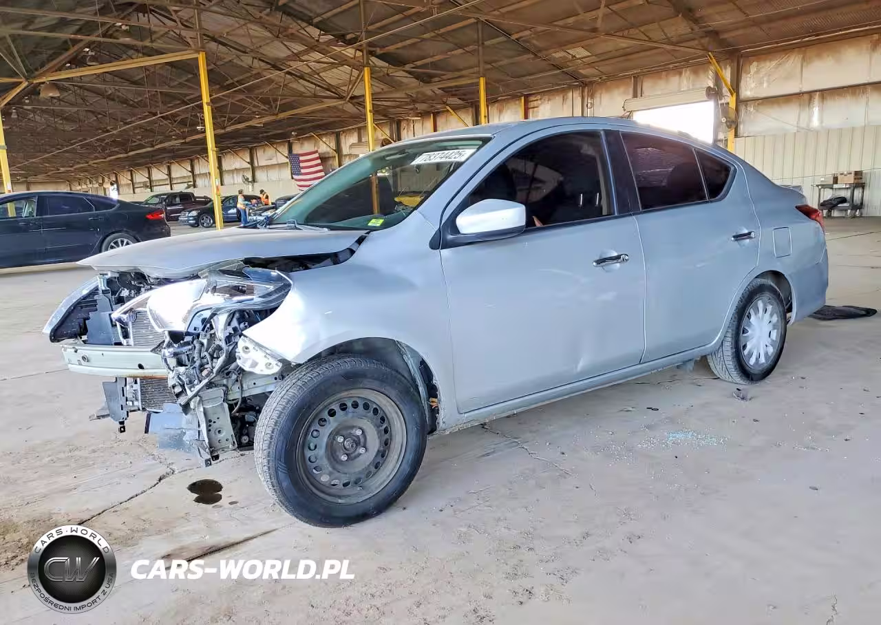 2019 Nissan Versa Sv