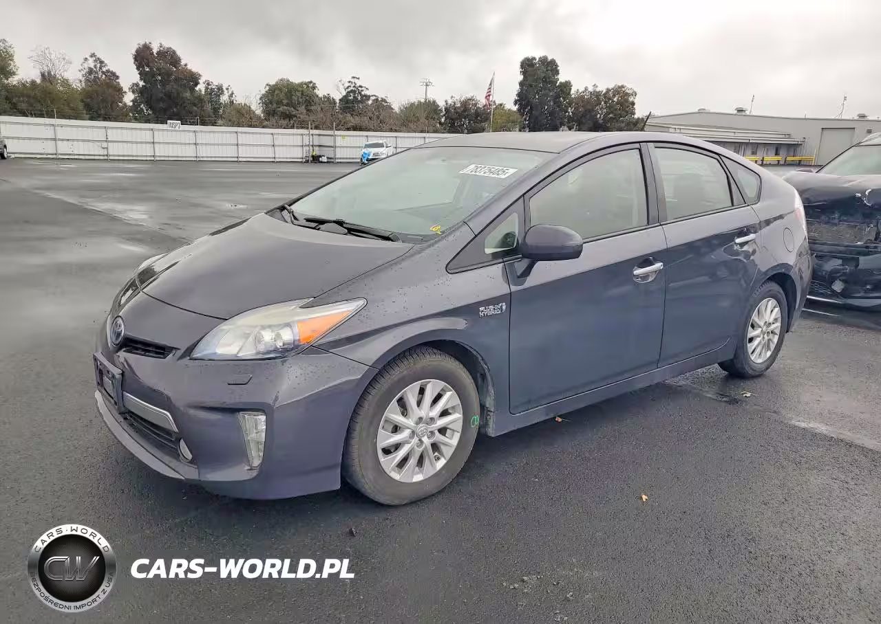 2013 Toyota Prius Plug-In Hybrid Advanced