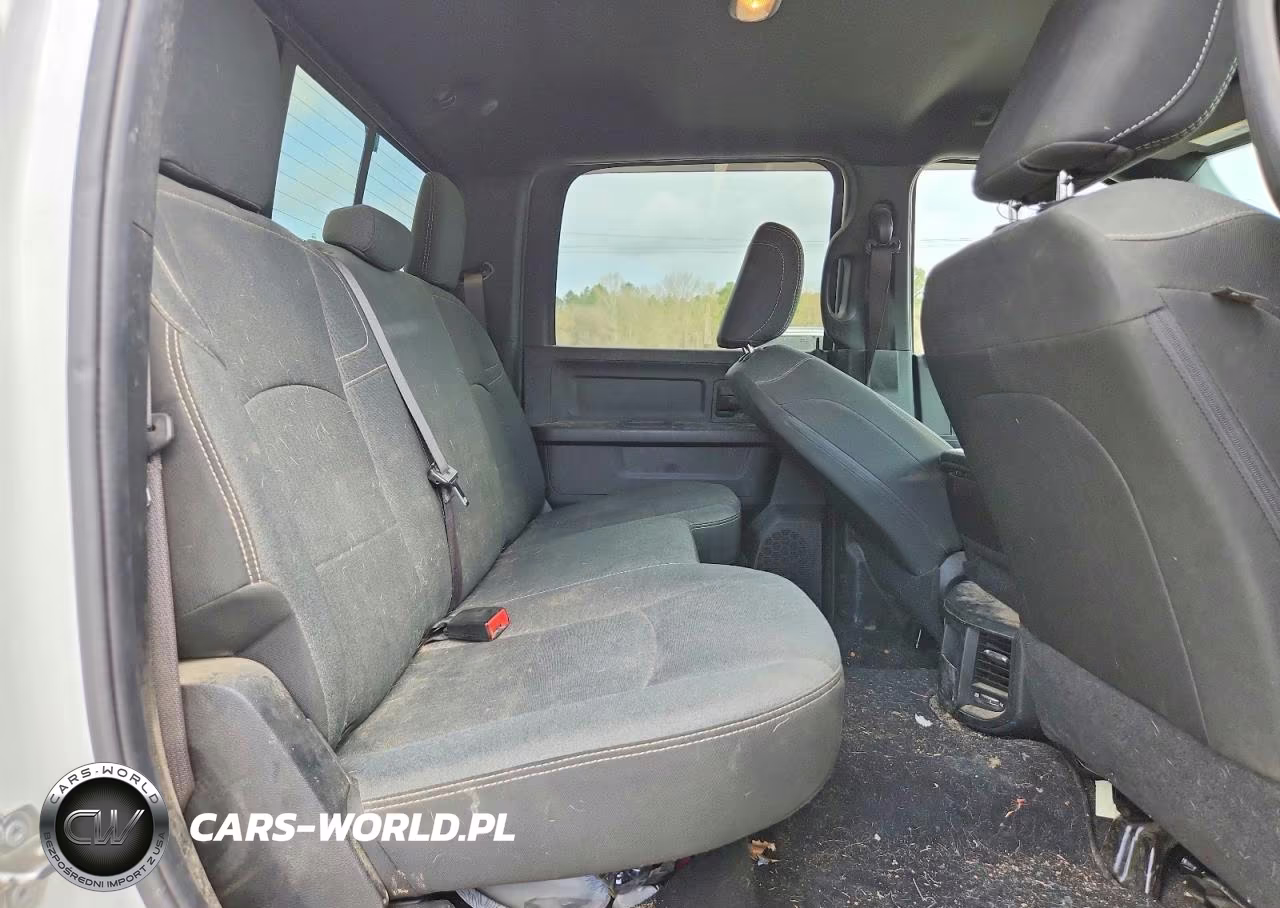 2022 Ram 3500 Tradesman VIN:3C63RRGL2NG178106 - 10