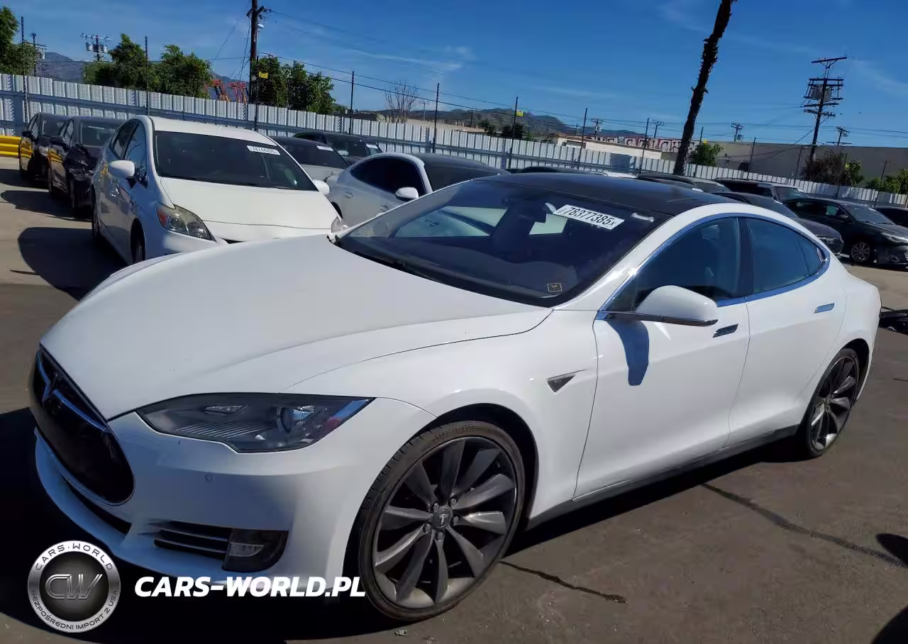 2014 Tesla Model S