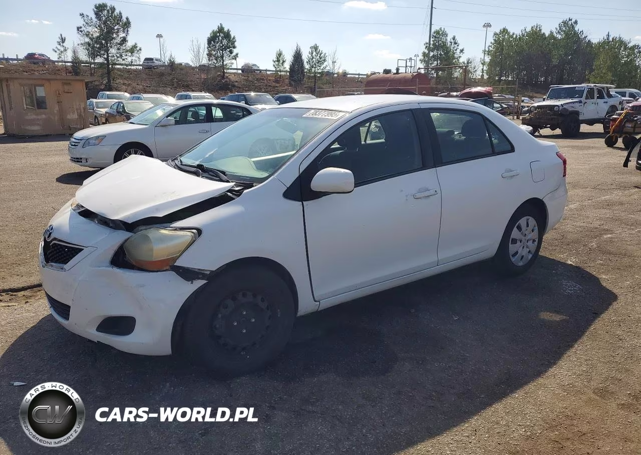 2011 Toyota Yaris Base