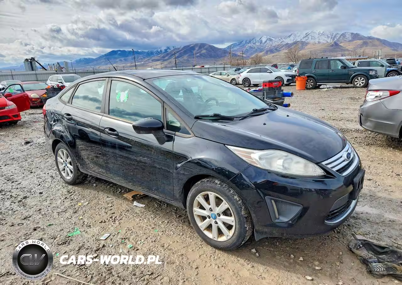 2012 Ford Fiesta VIN:3FADP4BJXCM134905 - 4