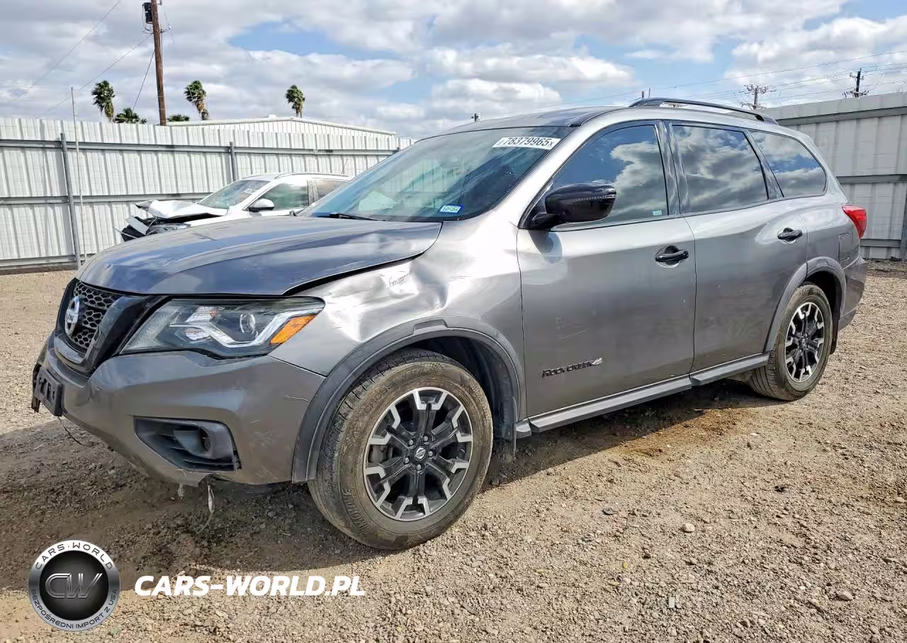 2020 Nissan Pathfinder Sv