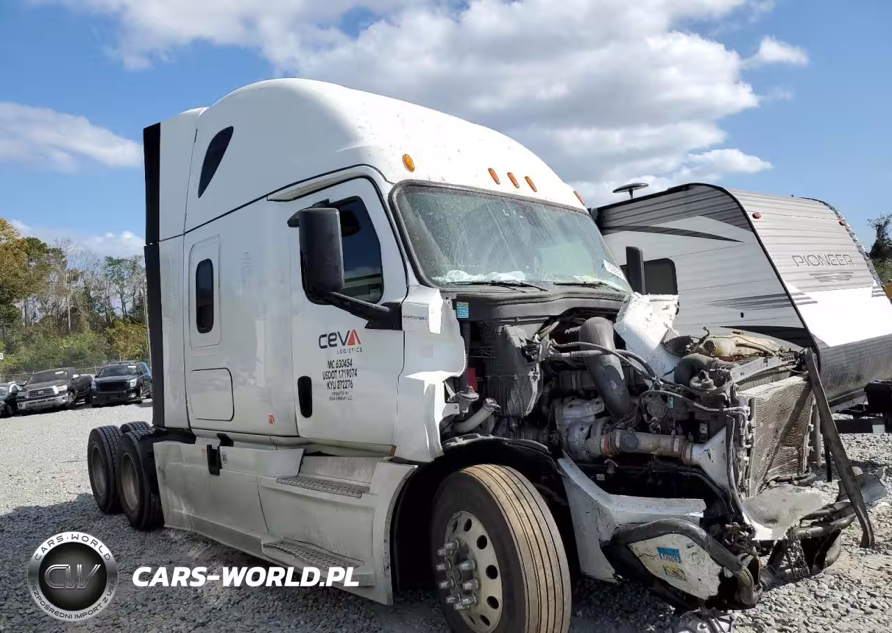 2019 Freightliner Cascadia 126