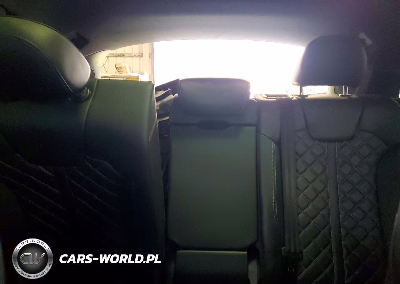 2018 Audi Sq5 Premium Plus VIN:WA1A4AFY5J2201081 - 10
