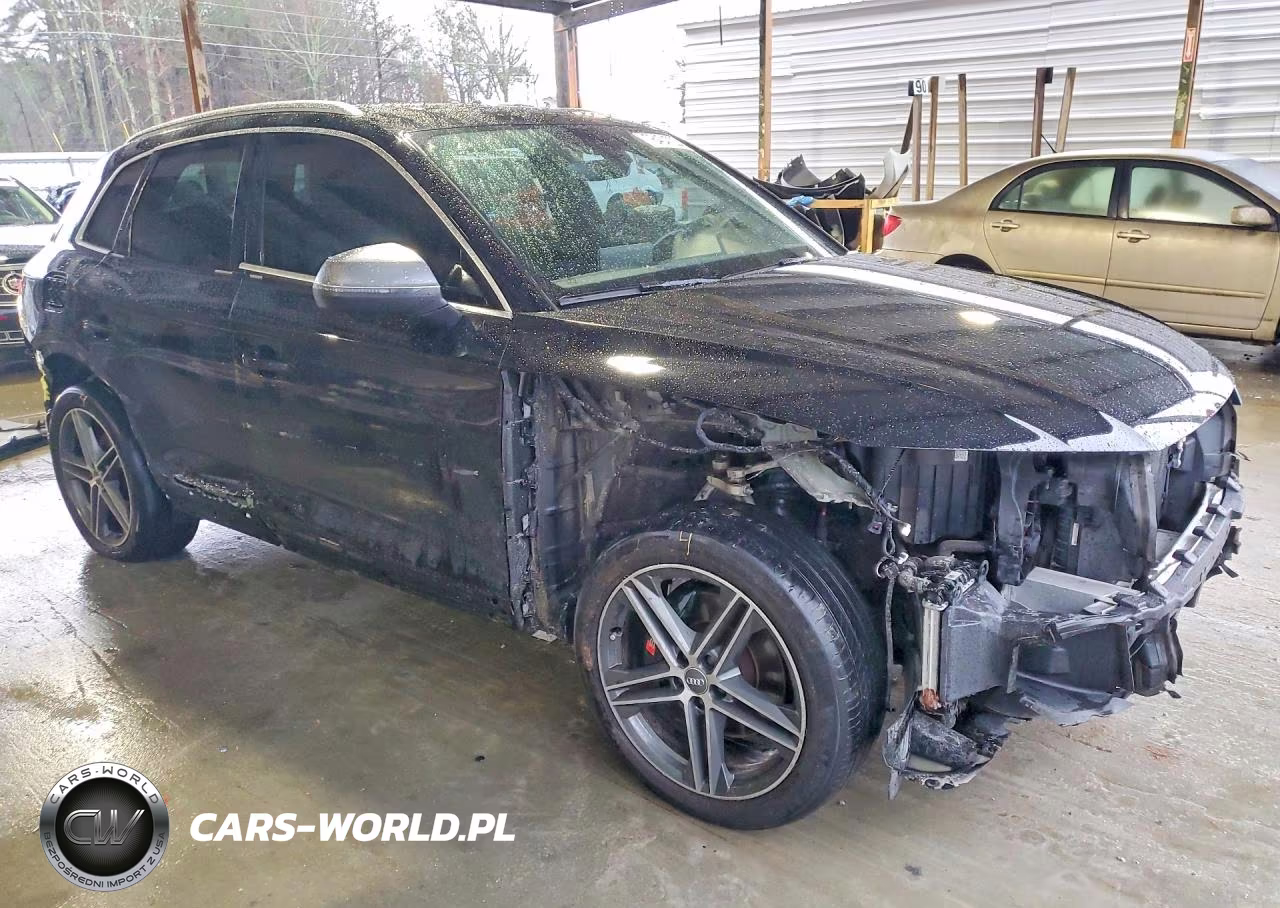2018 Audi Sq5 Premium Plus VIN:WA1A4AFY5J2201081 - 4