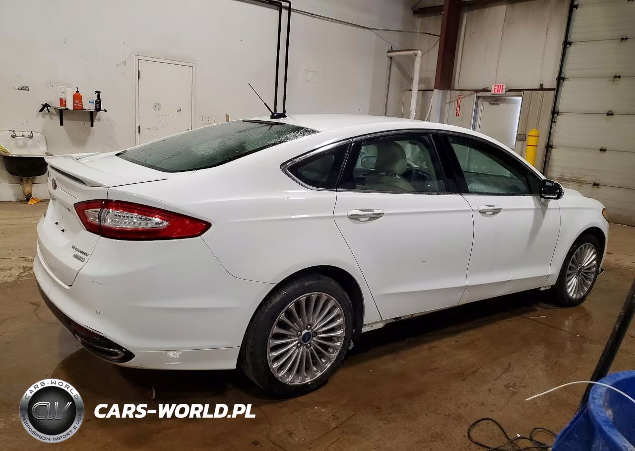 2016 Ford Fusion Titanium VIN:3FA6P0K9XGR135469 - 3